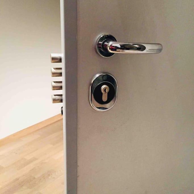 Super Heroes Apartment Солун Екстериор снимка